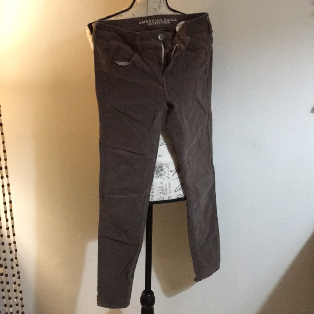 Olive color jeans size4